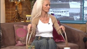 30 let pěstovala dlouhé nehty. Přišla o ně ve zlomku vteřiny!
